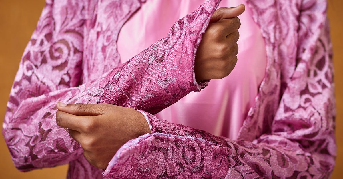 découvrez l'élégance sous toutes ses formes avec notre sélection raffinée. laissez-vous inspirer par des designs sophistiqués et des styles intemporels qui allient beauté et grâce.