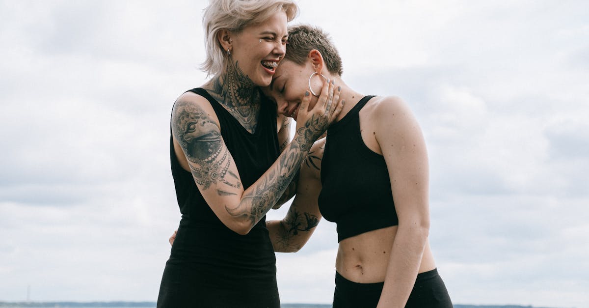 découvrez les multiples facettes du plaisir féminin, une exploration sincère et ouverte de la sensualité, des désirs et des émotions qui épanouissent la femme. apprenez à mieux comprendre et célébrer le plaisir au féminin.