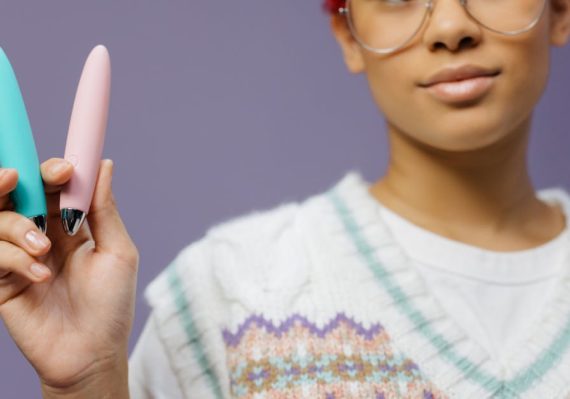 découvrez une vaste gamme de sextoys de qualité pour pimenter vos moments intimes. explorez des articles pour tous les goûts et toutes les envies, et vivez de nouvelles expériences sensorielles en solo ou en couple. faites de votre plaisir une priorité.