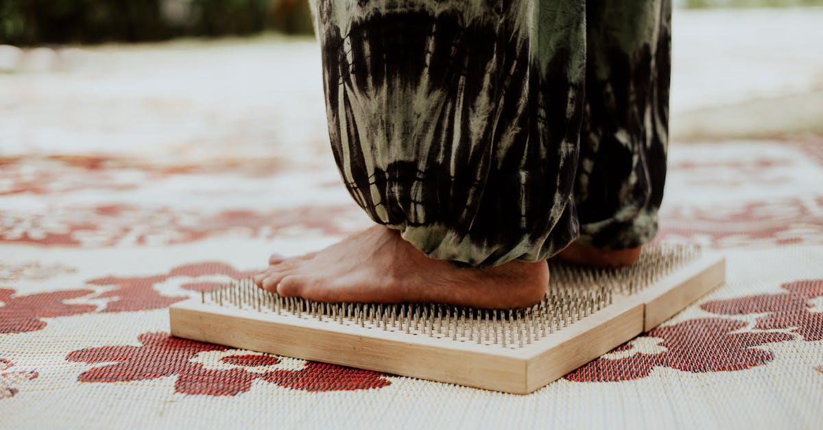 découvrez le tapis d'acupression, un outil innovant pour soulager le stress et améliorer votre bien-être. profitez d'une expérience relaxante à domicile en stimulant des points de pression clés de votre corps. idéal pour la détente musculaire et le rééquilibrage énergétique.